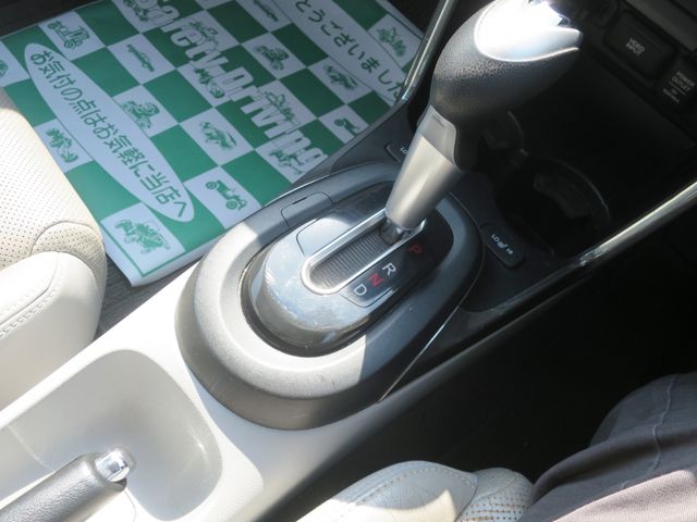 HONDA CR-Z 2010 Image 31