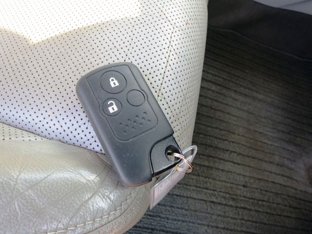 HONDA CR-Z 2010 Image 31