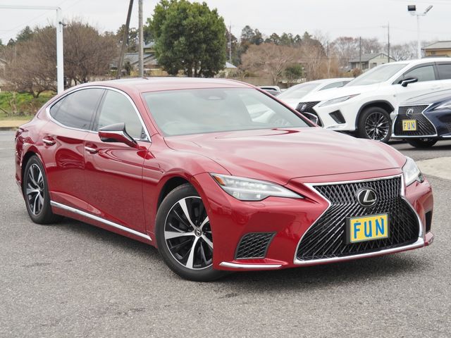 TOYOTA LEXUS LS500 2023 Image 31