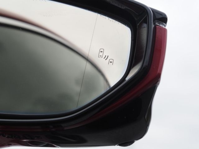 TOYOTA LEXUS LS500 2023 Image 31