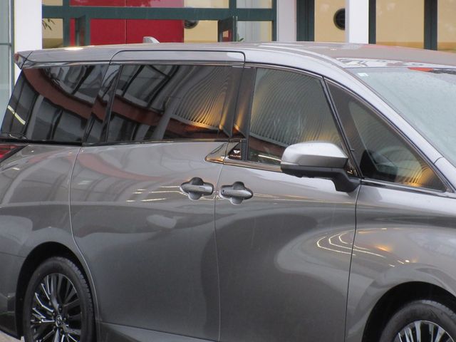 TOYOTA VELLFIRE  HYBRID 2026 Image 31