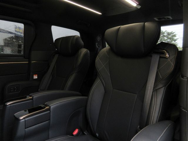 TOYOTA VELLFIRE  HYBRID 2026 Image 31