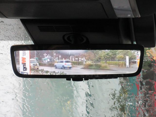 TOYOTA VELLFIRE  HYBRID 2026 Image 31