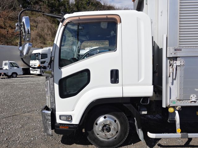 ISUZU FORWARD 2012 Image 31