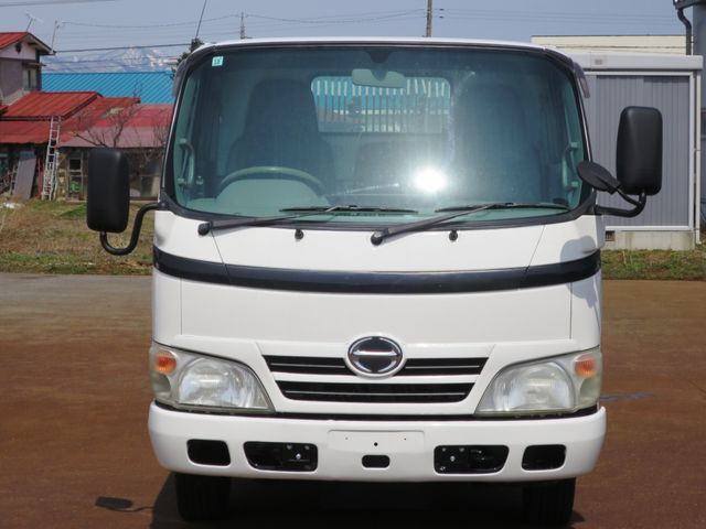 HINO DUTRO 2009 Image 31