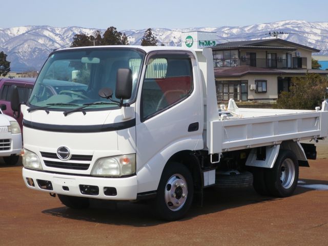 HINO DUTRO 2009 Image 31