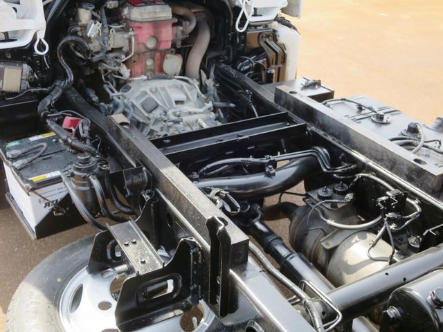 HINO DUTRO 2009 Image 31