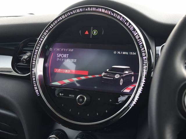 BMW MINI ONE 5DOOR 2021 Image 31