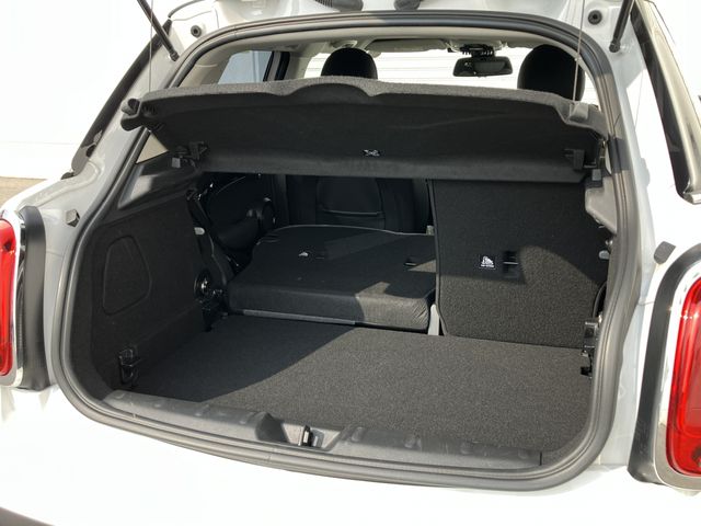 BMW MINI COOPER 5DOOR 2023 Image 31