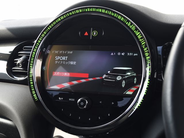 BMW MINI COOPER 5DOOR 2023 Image 31