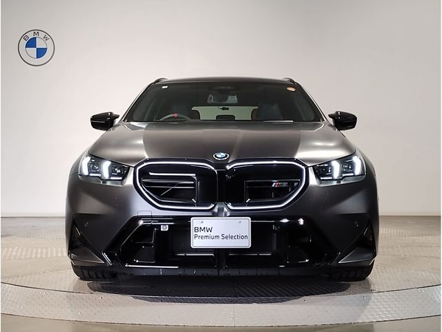 BMW M5 TOURING 2025 Image 31