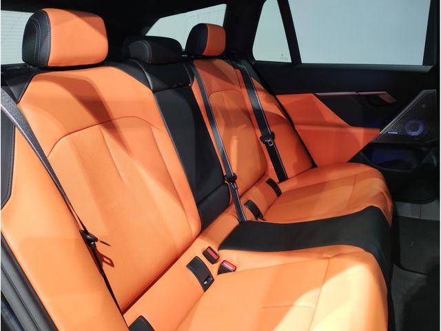 BMW M5 TOURING 2025 Image 31