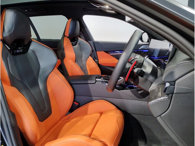 BMW M5 TOURING 2025 Image 31