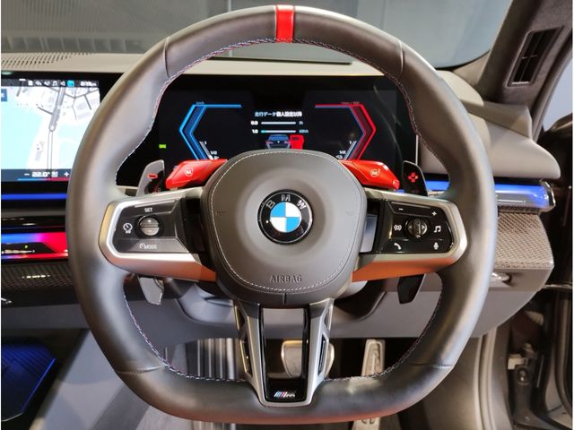 BMW M5 TOURING 2025 Image 31