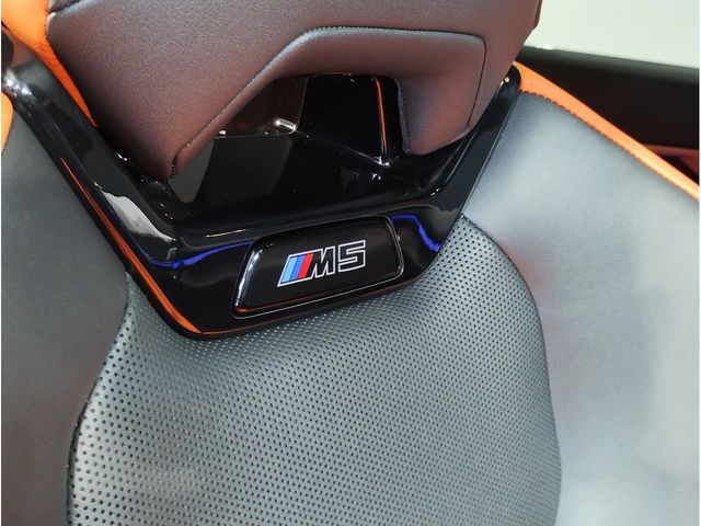 BMW M5 TOURING 2025 Image 31