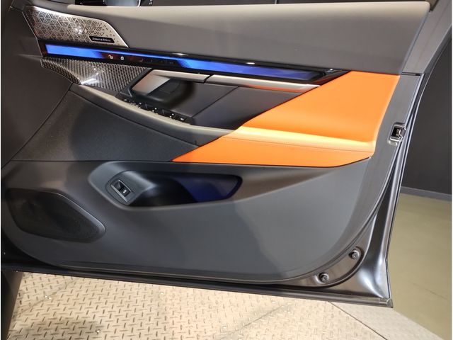 BMW M5 TOURING 2025 Image 31