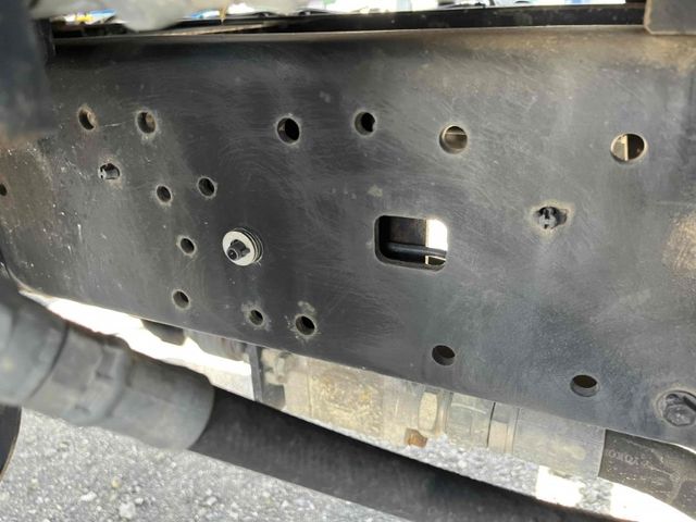 HINO DUTRO 2012 Image 31