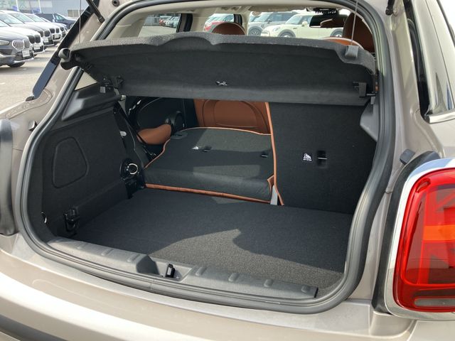 BMW MINI COOPER D 5DOOR 2023 Image 31