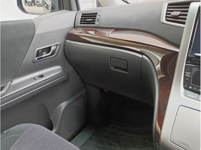 TOYOTA VELLFIRE 4WD 2014 Image 31