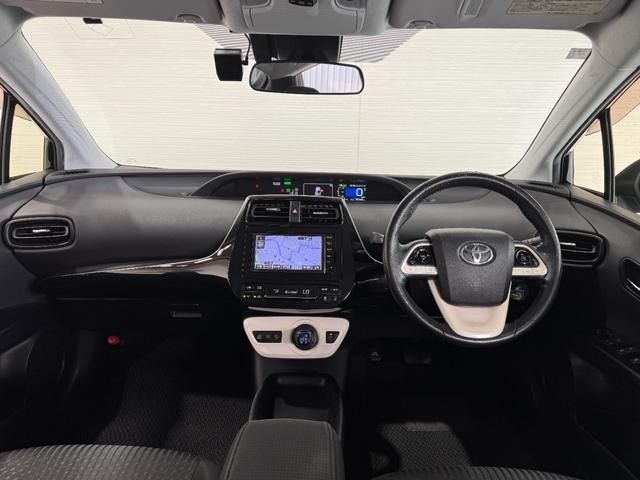 TOYOTA PRIUS 2016 Image 31