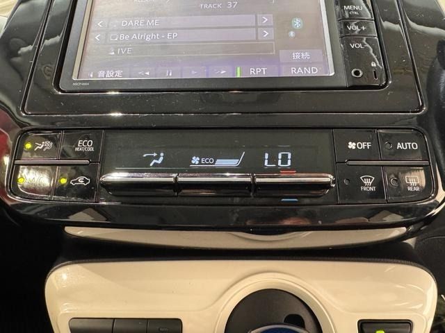 TOYOTA PRIUS 2016 Image 31