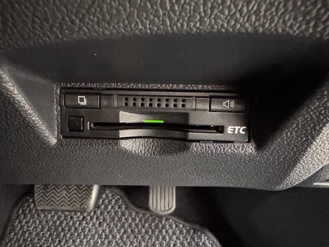 TOYOTA PRIUS 2016 Image 31