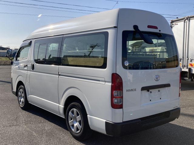TOYOTA HIACE VAN 1.25T 2WD 2023 Image 31