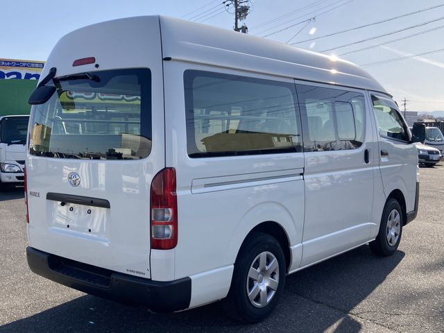 TOYOTA HIACE VAN 1.25T 2WD 2023 Image 31