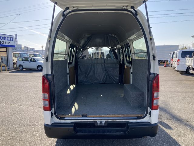 TOYOTA HIACE VAN 1.25T 2WD 2023 Image 31