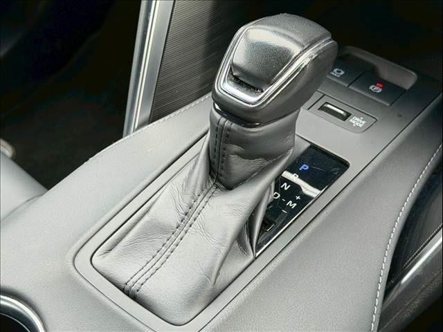 TOYOTA HARRIER 2WD 2023 Image 31