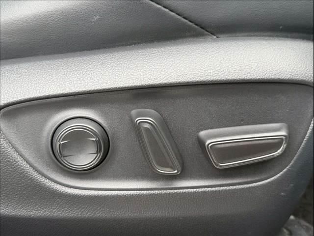 TOYOTA HARRIER 2WD 2023 Image 31