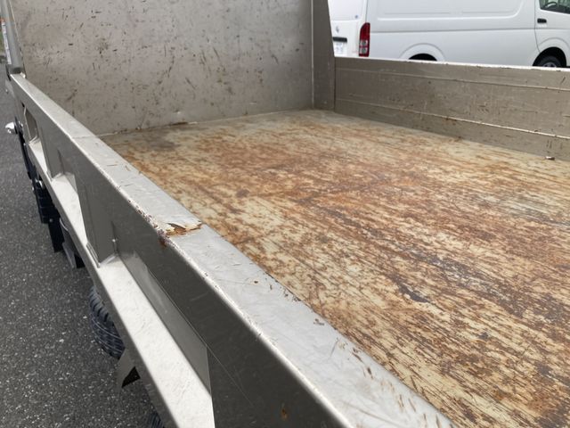 MITSUBISHI CANTER 2024 Image 31