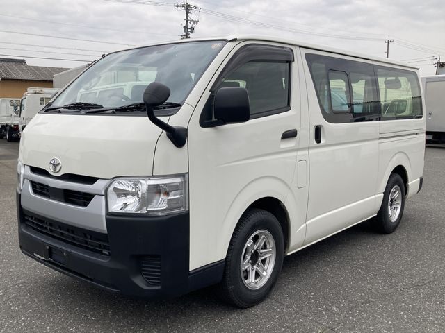 TOYOTA HIACE VAN 1.15T 2WD 2023 Image 31