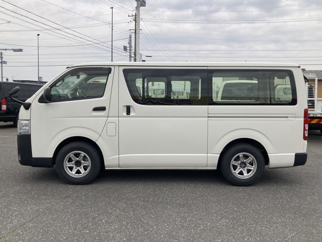 TOYOTA HIACE VAN 1.15T 2WD 2023 Image 31
