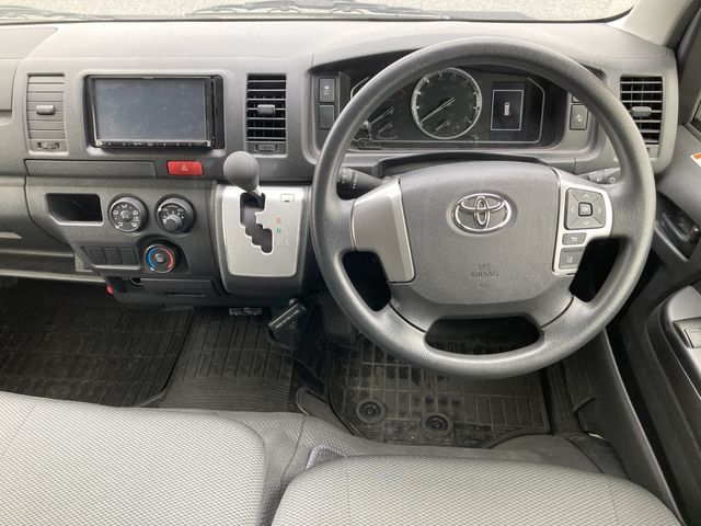 TOYOTA HIACE VAN 1.15T 2WD 2023 Image 31