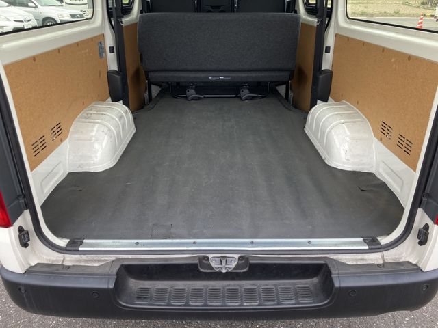 TOYOTA HIACE VAN 1.15T 2WD 2023 Image 31