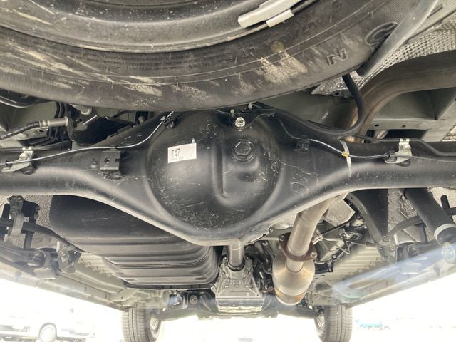 TOYOTA HIACE VAN 1.15T 2WD 2023 Image 31