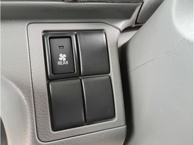 SUZUKI EVERY VAN 4WD 2017 Image 31