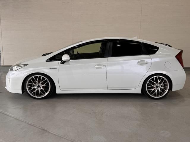 TOYOTA PRIUS 2014 Image 31
