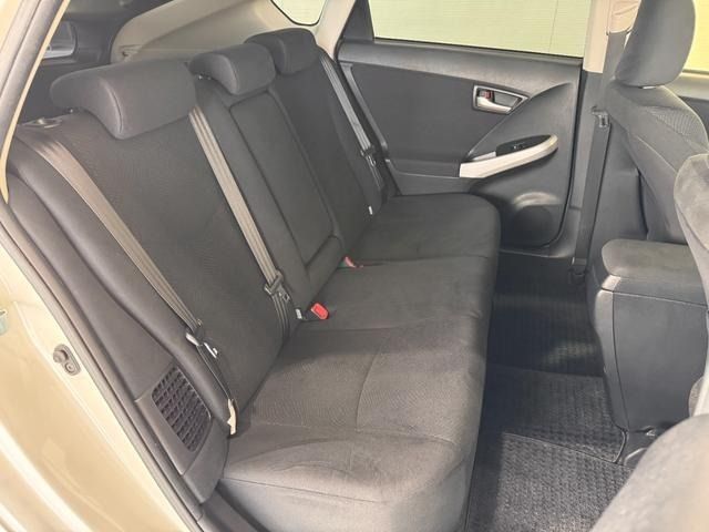 TOYOTA PRIUS 2014 Image 31