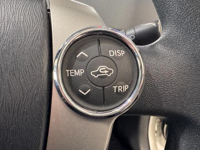 TOYOTA PRIUS 2014 Image 31