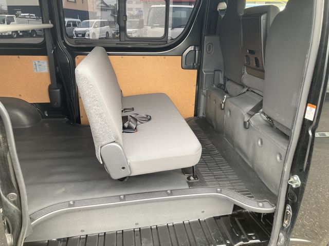 TOYOTA REGIUSACE VAN 1.25T 2017 Image 31