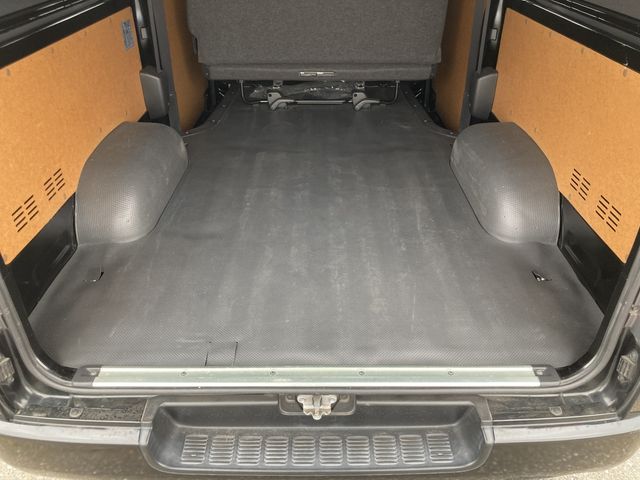 TOYOTA REGIUSACE VAN 1.25T 2017 Image 31