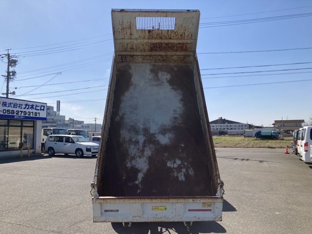 HINO DUTRO 2005 Image 31