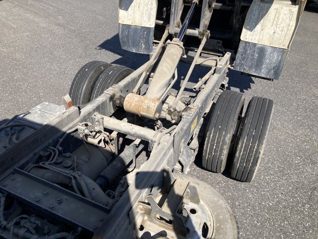 HINO DUTRO 2005 Image 31