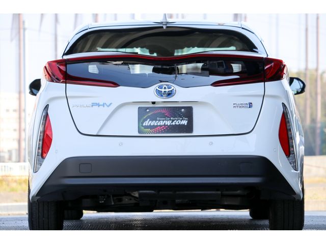 TOYOTA PRIUS PHV 2021 Image 31