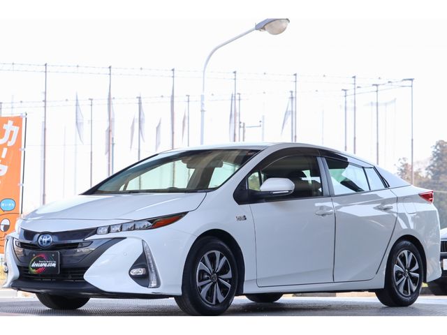 TOYOTA PRIUS PHV 2021 Image 31