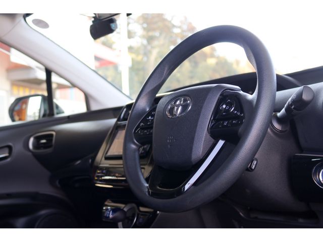 TOYOTA PRIUS PHV 2021 Image 31