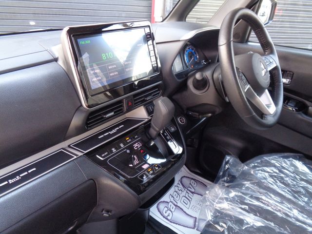 MITSUBISHI DELICA MINI 2024 Image 31