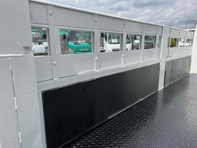 MITSUBISHI CANTER 2019 Image 31